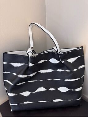 Black & White Patterned Tote Bag